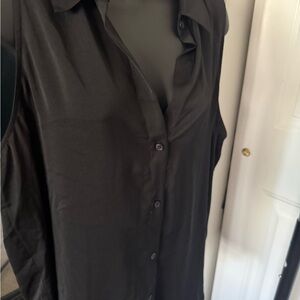 Women's Black Sleeveless Top